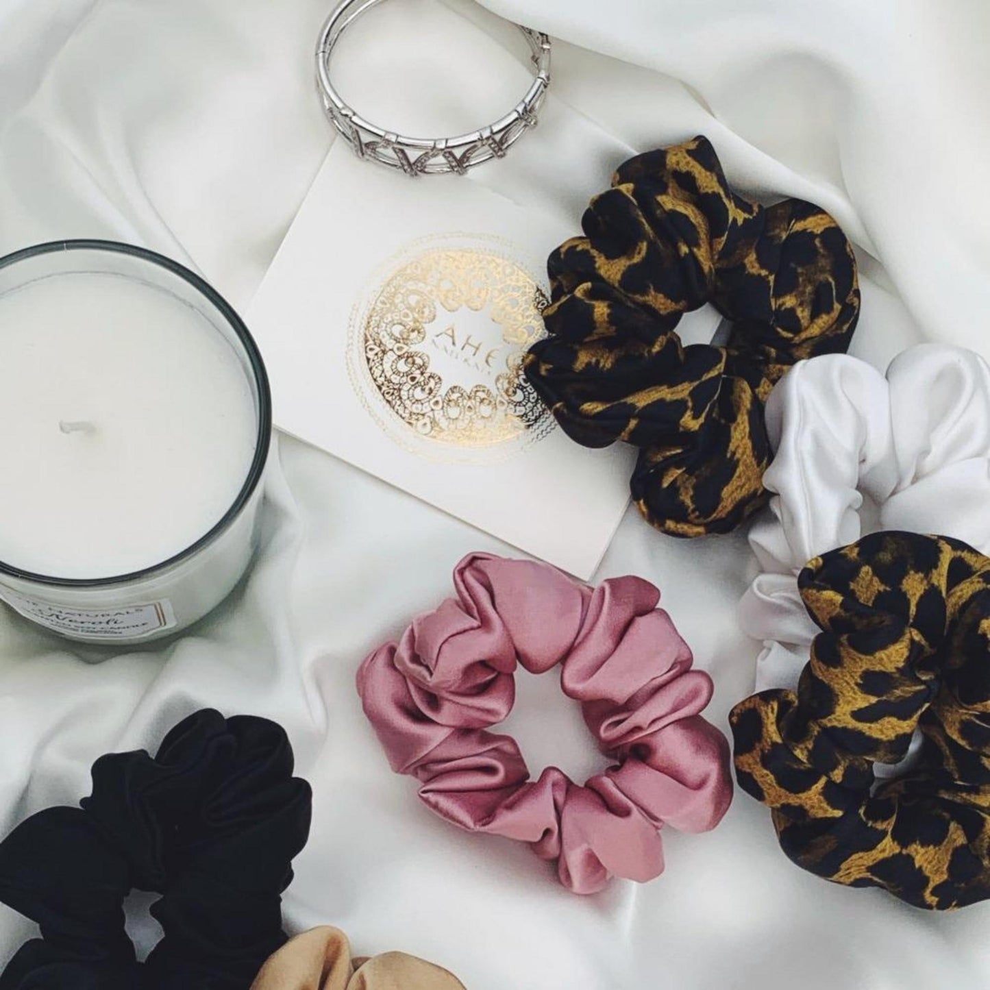 Mulberry Silk Scrunchies - Set of 3 - Ahé Naturals