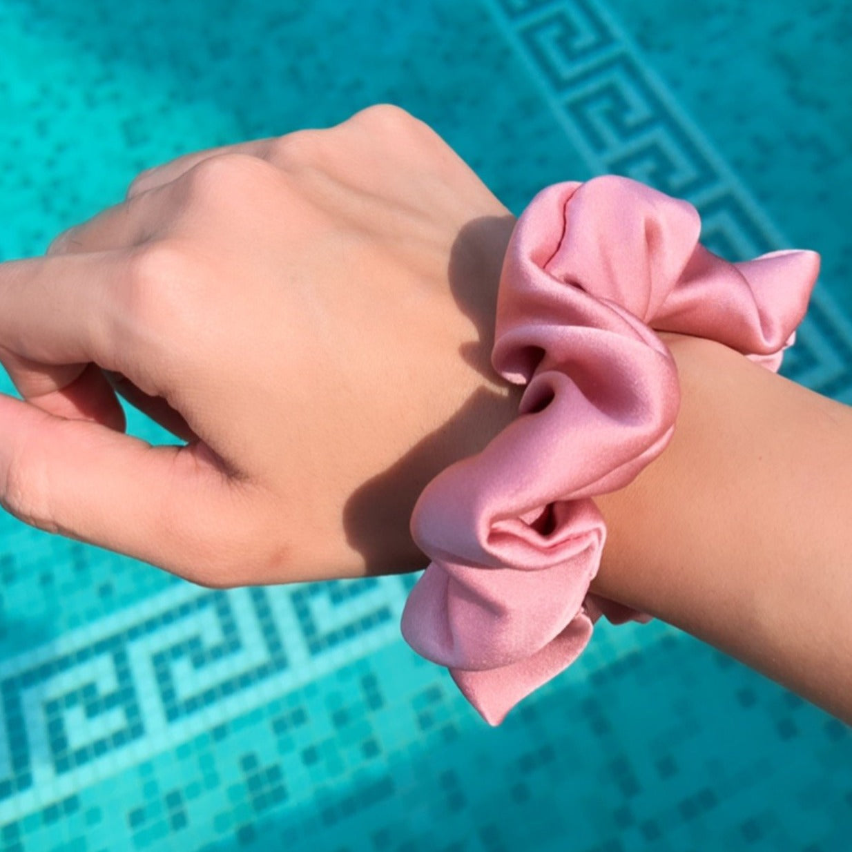 Mulberry Silk Scrunchies - Set of 3 - Ahé Naturals