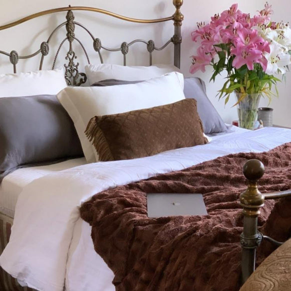 Mulberry Silk Pillowcase (Anti-Split-Ends) Leopard Print - Ahé Naturals
